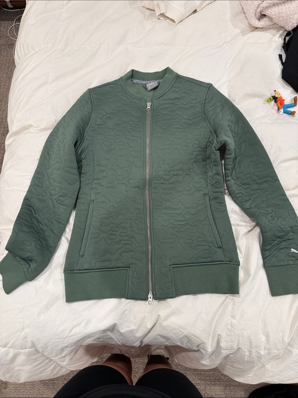 Puma women’s camo bomber jacket M